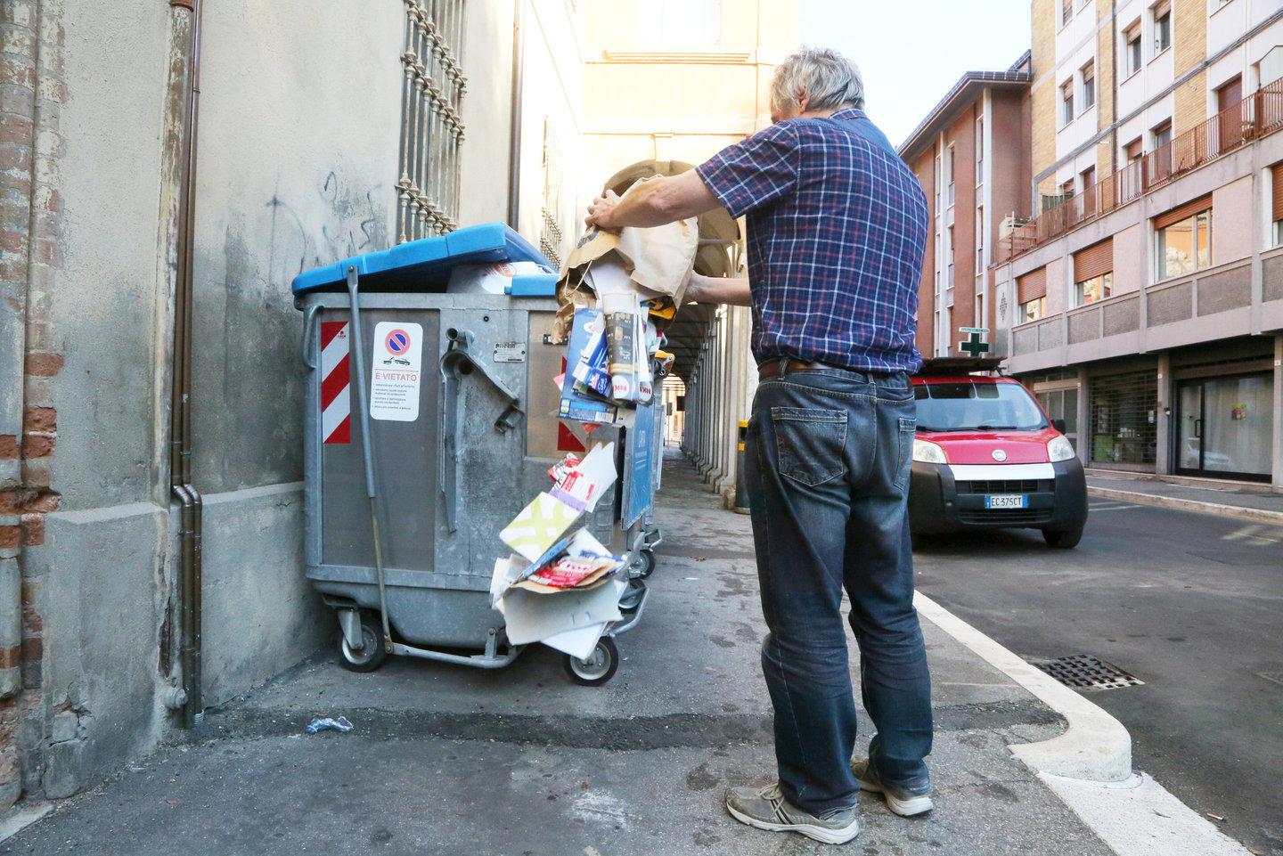 Rifiuti Abbandonati Sette Multe In Un Solo Mese