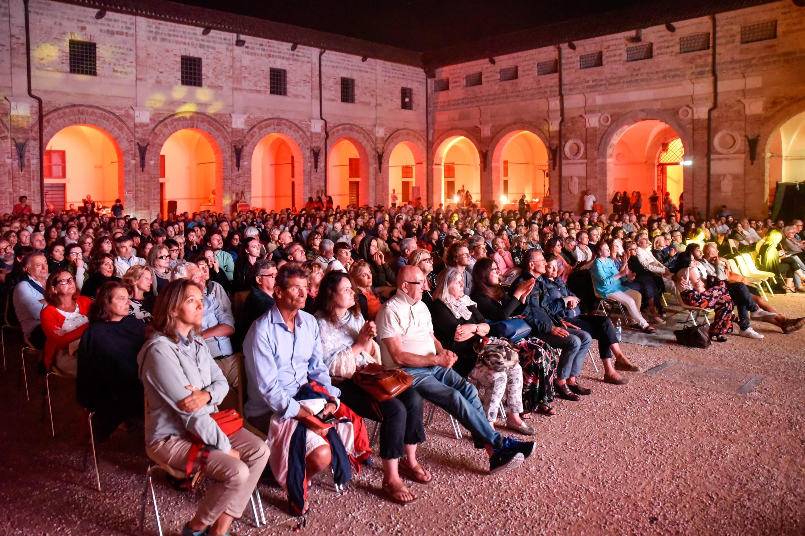 Popsophia Pesaro 2019 Programma Il Festival Trasloca In Centro