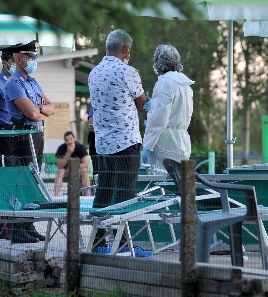 Bimbo Morto In Piscina Il Racconto Del Titolare