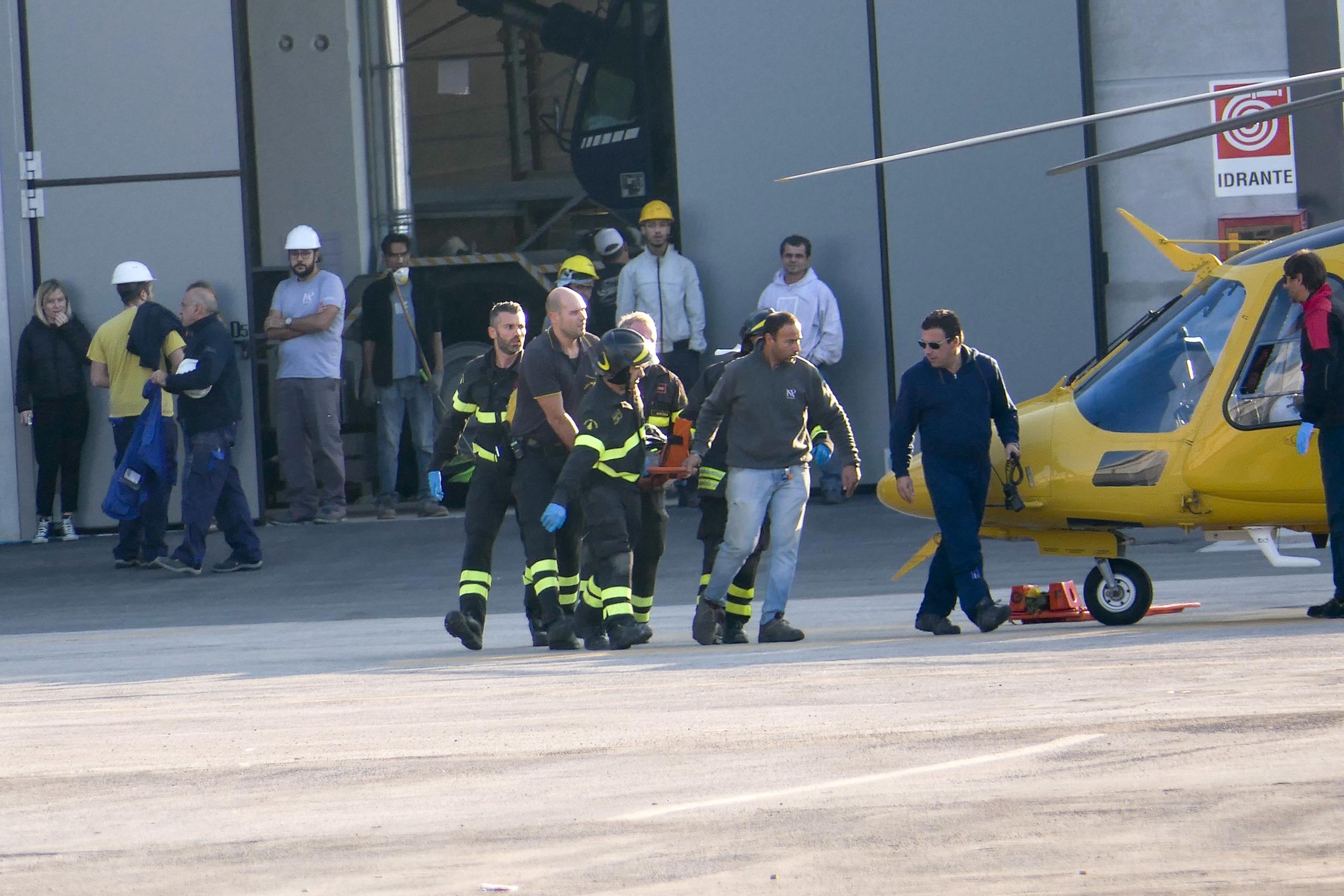 Ancona Incidente Sul Lavoro Operai Feriti Al Porto