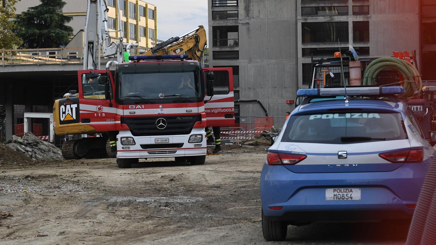 Incidente Sul Lavoro A Bologna Colpito Dal Tubo Operaio In Ospedale