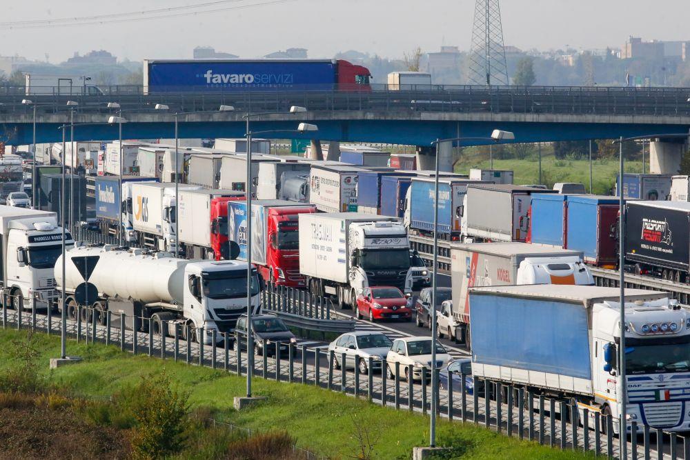 Incidente In A Oggi Code E Disagi In Autostrada