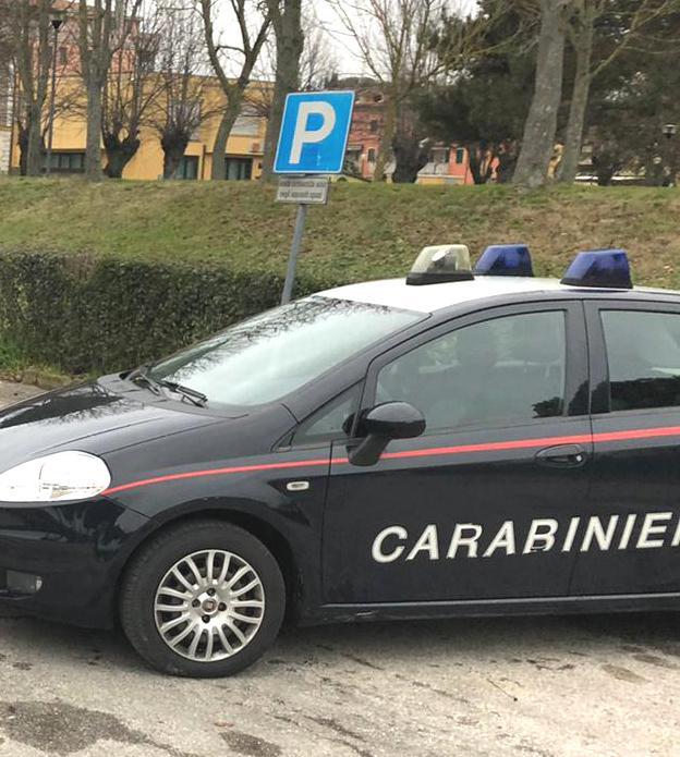 Anziano Turista Salvato In Un Pericoloso Dirupo I Carabinieri Se Lo