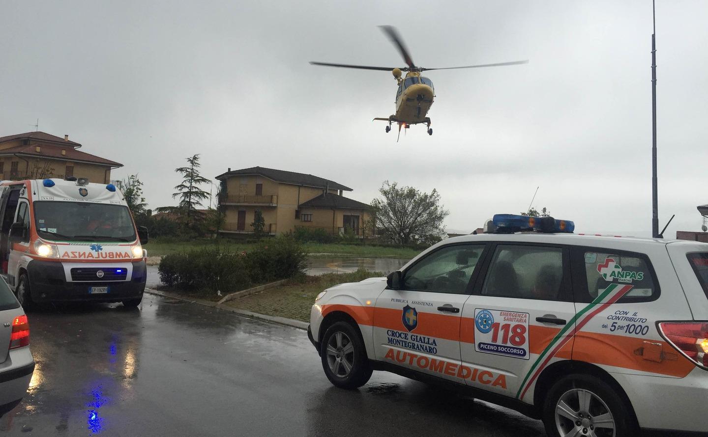 Incidente A Montegranaro Gravissima Una Donna Le Foto