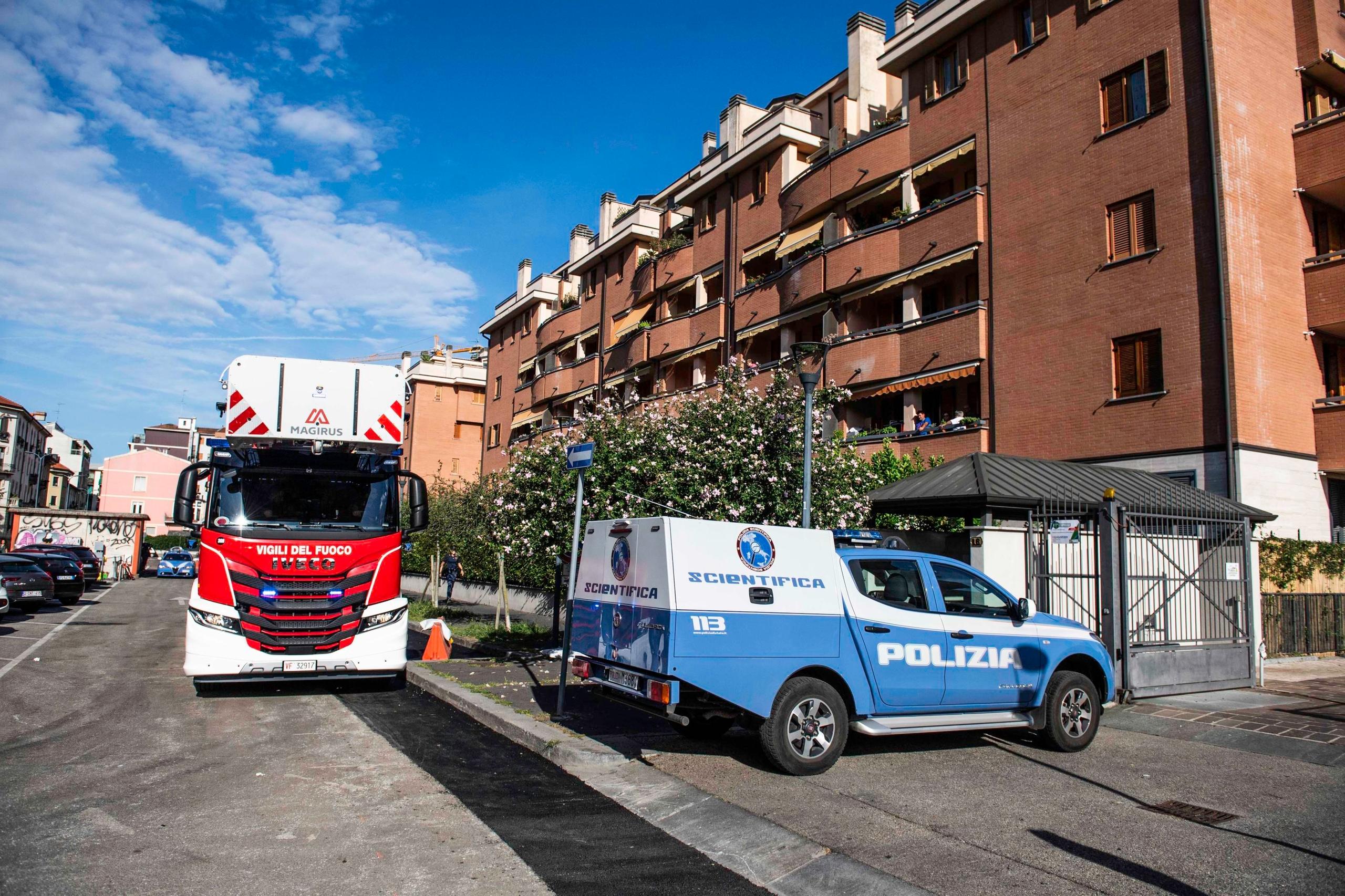 Omicidio Suicidio A Milano Mamma E Figlio Di Fossombrone Uccisi In Via