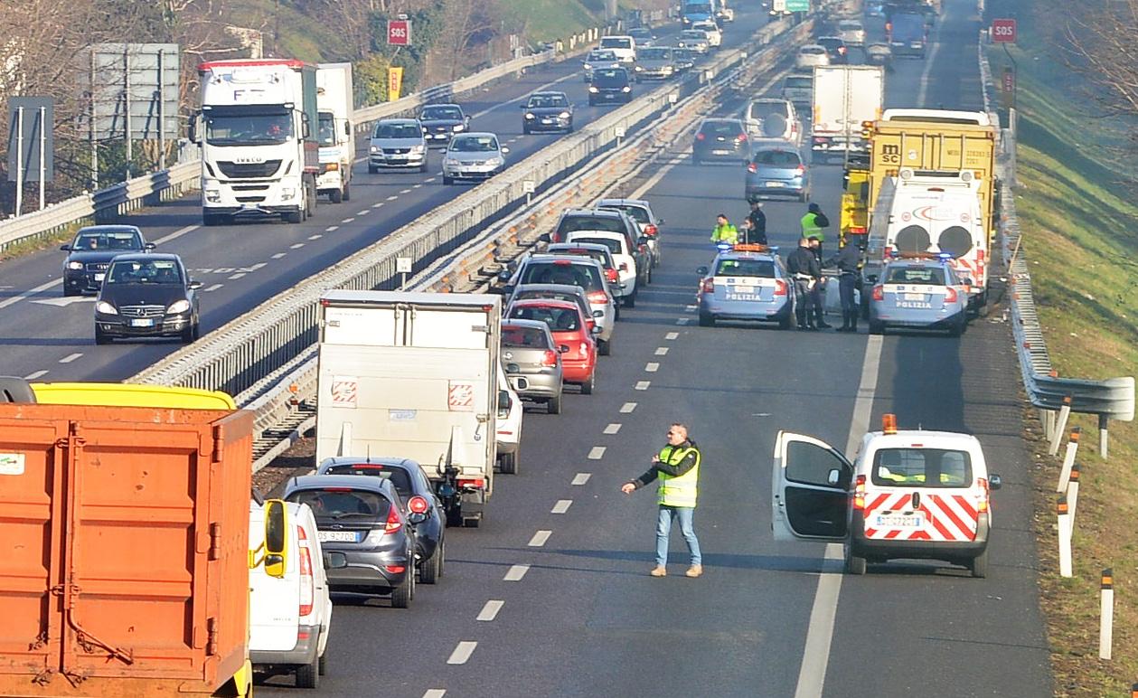 A14 Incidente Chiuso Per Ore Il Tratto Tra Casalecchio E Borgo Panigale