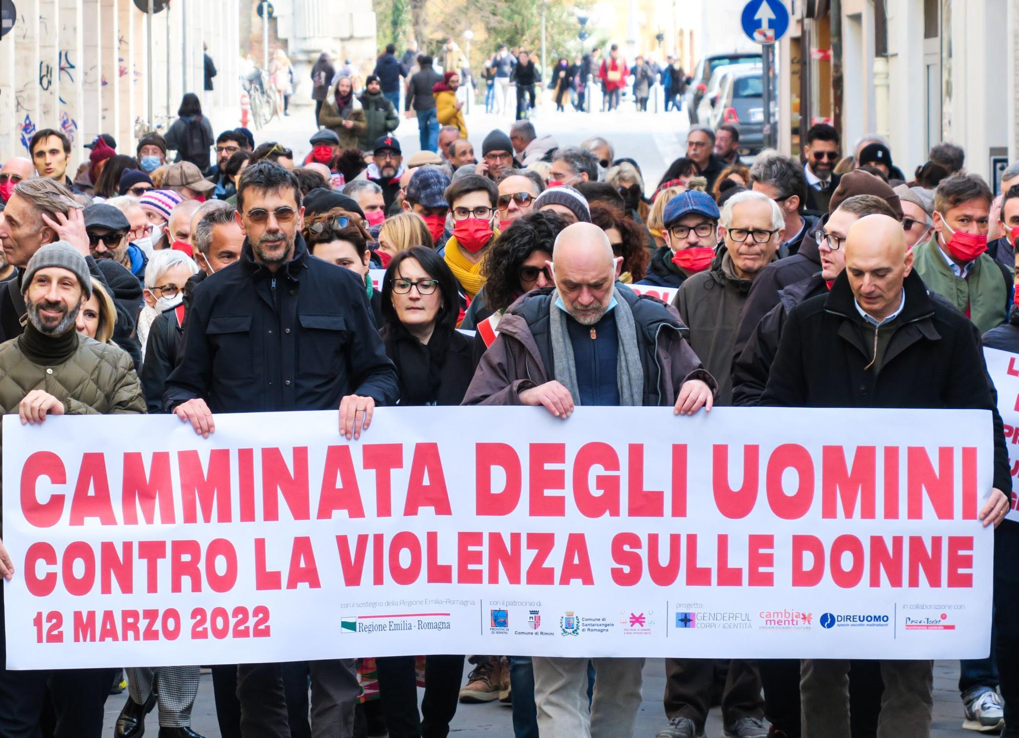 Rimini Alpini In Marcia Contro La Violenza Sulle Donne