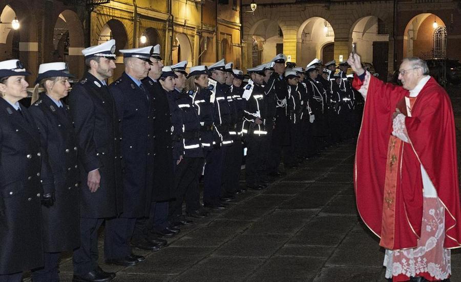 La Polizia Locale In Piazza Festeggia Il Patrono