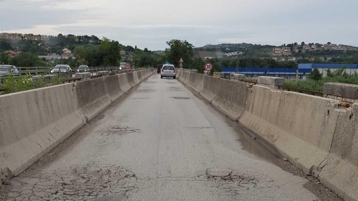 Ponti Ascoli Piceno Ecco Dove Servono I Lavori