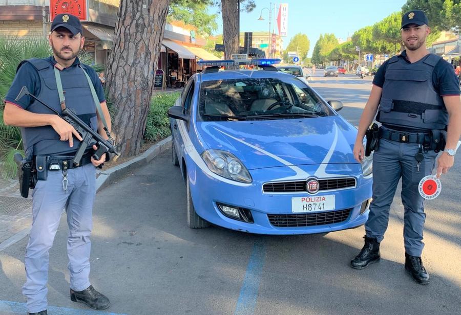 Polizia Nel Fine Settimana Controllate 1030 Persone