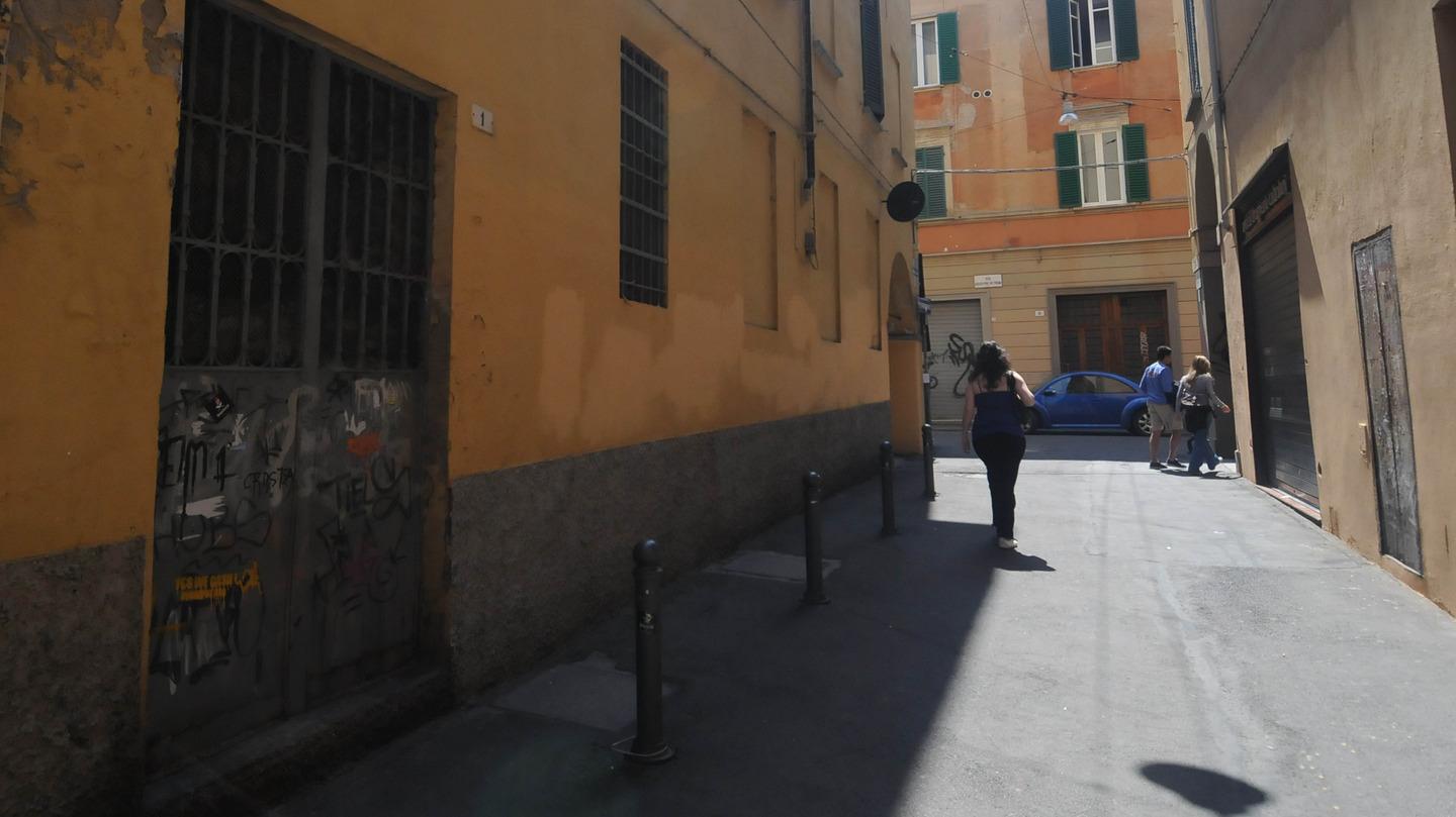 Bologna Ragazza Rapinata Con Lo Spray Urticante