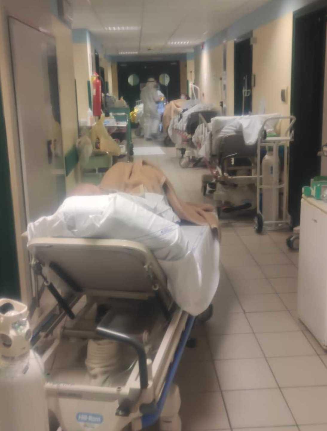 Covid Macerata L Allarme I Pronto Soccorso Sono Al Collasso