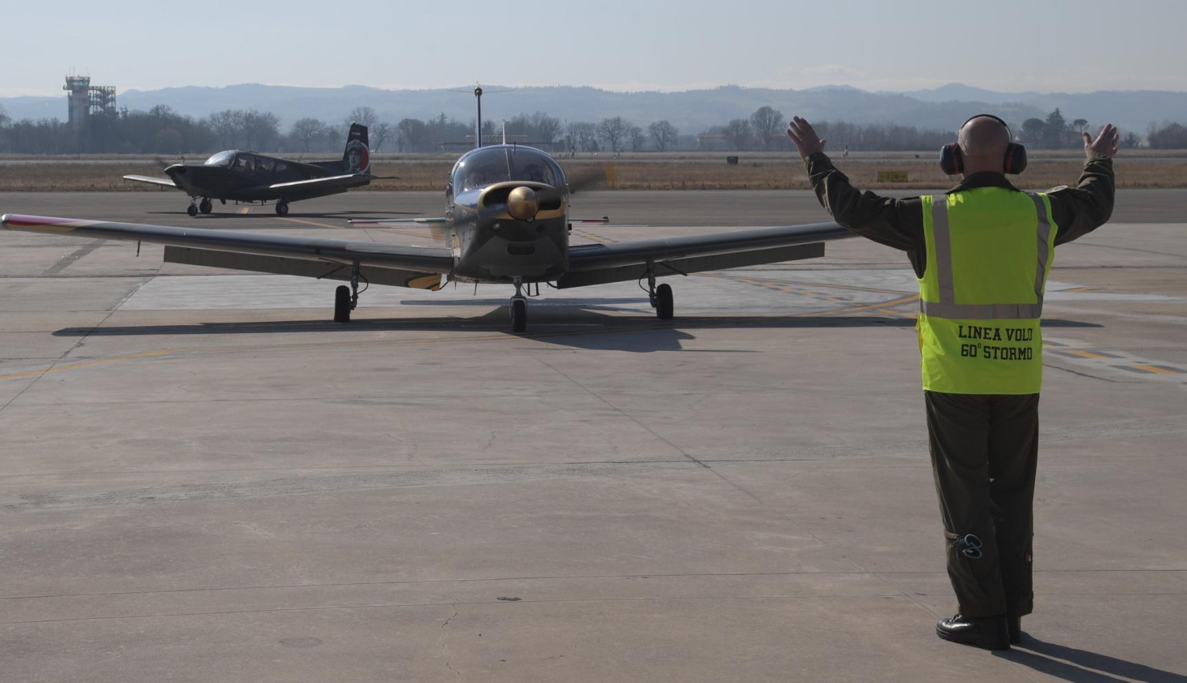 Aeronautica Un Corso Per Giovanissimi Aspiranti Piloti