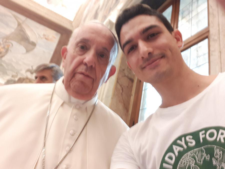 Papa Francesco Con Giacomo Zattini Il Forlivese Ricevuto In Vaticano