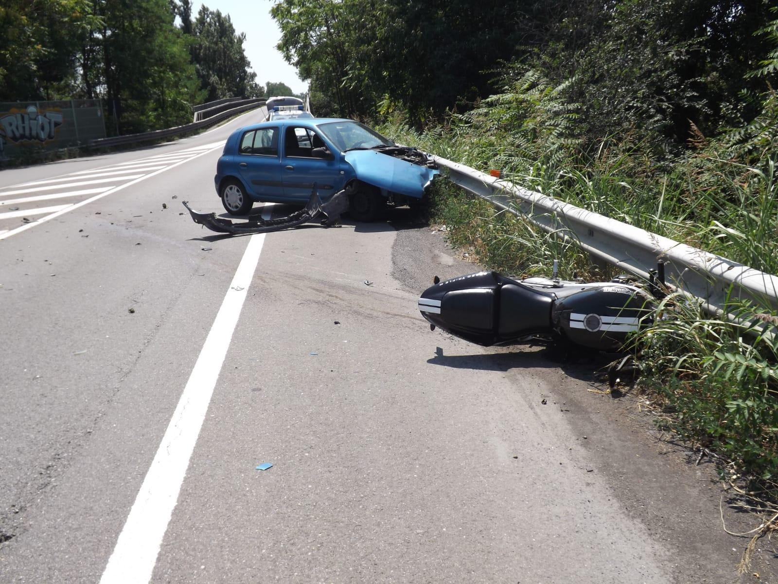 Incidente Tangenziale Reggio Emilia Gravissimo Motociclista Di Anni