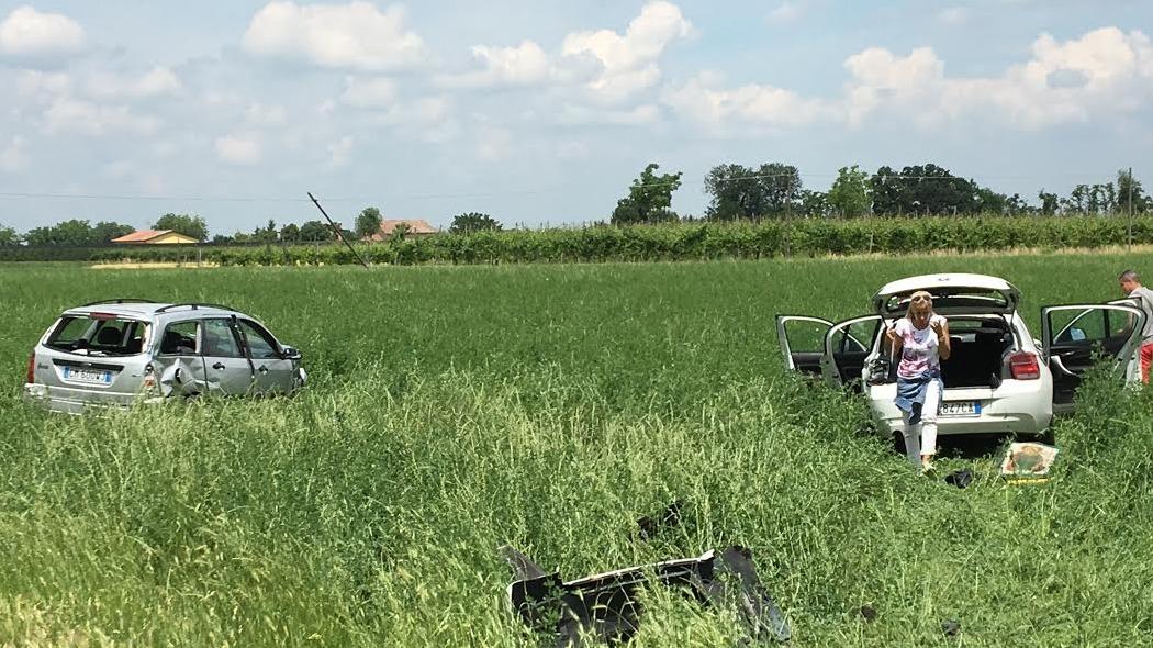 Incidente Tra Due Auto A Montale Tre Feriti