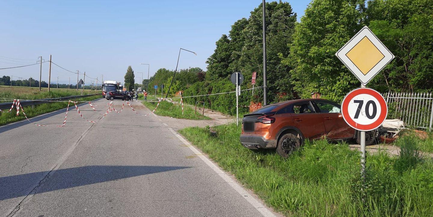 Incidente A Granarolo Bologna Investita E Sbalzata Nel Fosso Chi