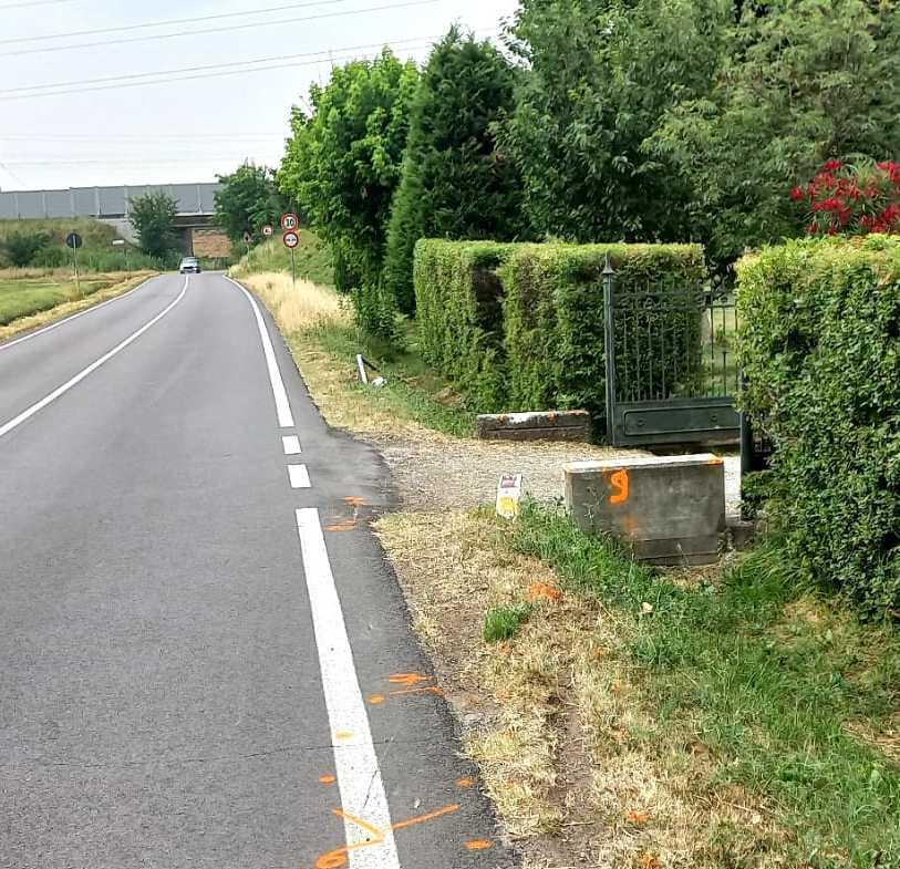 Esce Di Strada Con La Moto Muratore Muore Sul Colpo