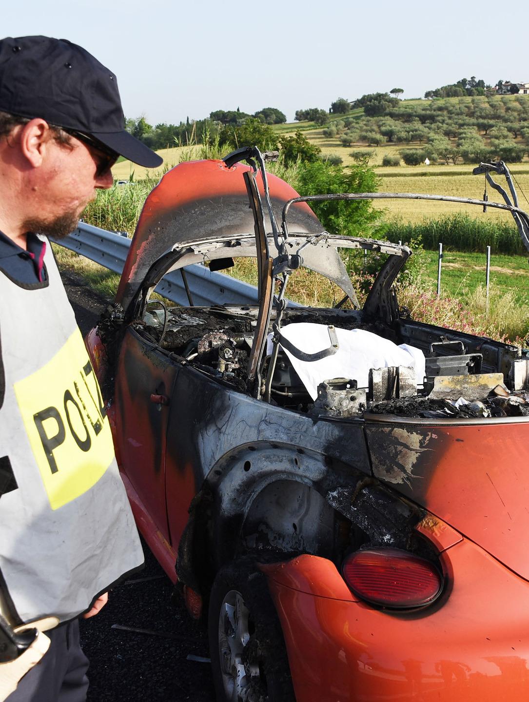 Incendio A Misano Il Fanese Andrea Borgogelli Morto Carbonizzato