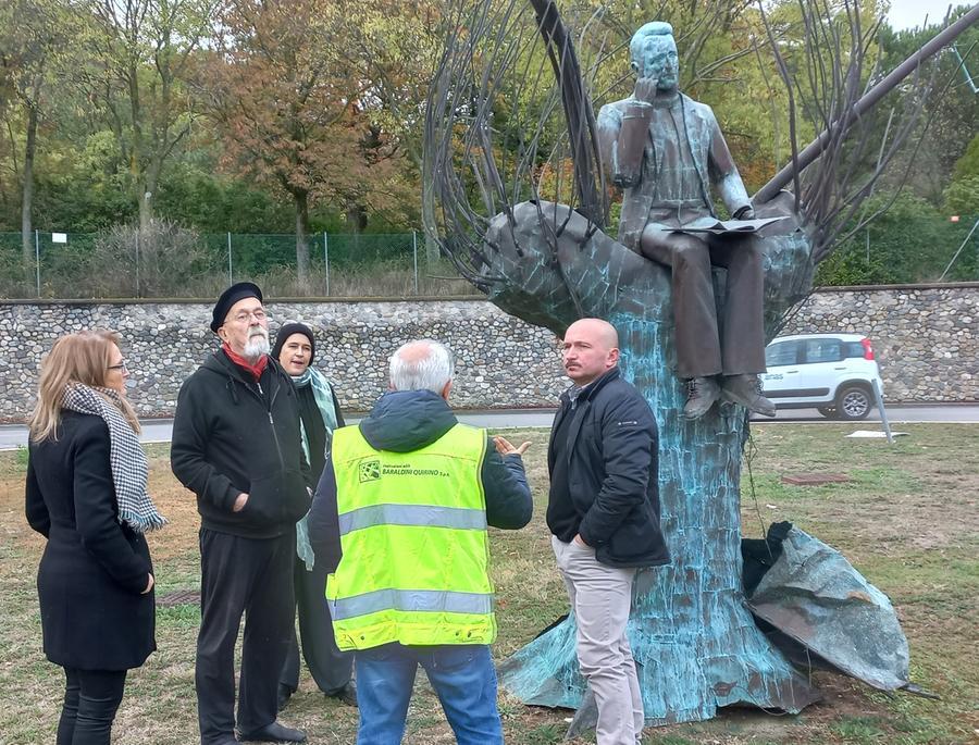 Ponte Da Vinci A Sasso Trasloca La Statua Di Marconi