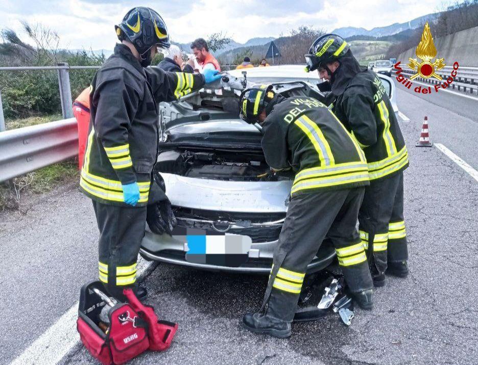 Tampona E Scappa 30enne Fermato Dalla Polizia