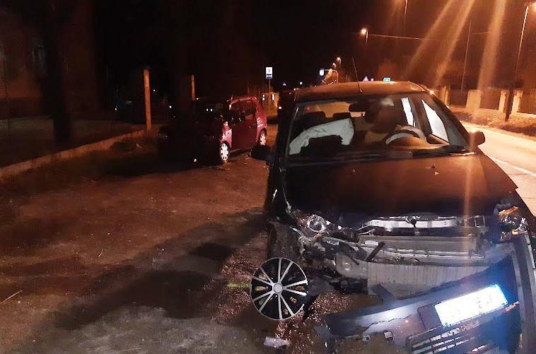 Scontro Fra Auto Sulla Statale Cinque Feriti Tre Sono Bambini