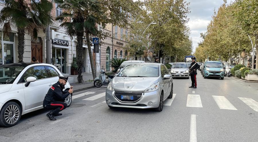 Incidente Civitanova Ragazza Investita Da Unauto Mentre Attraversa La