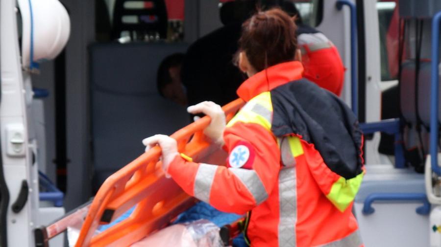 Incidente Allincrocio Grave Un Motociclista