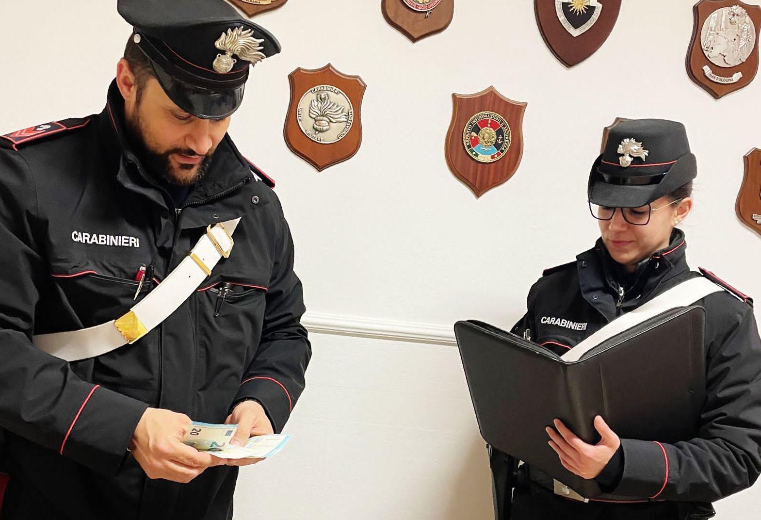 Inseguito Dai Carabinieri Spacciatore Arrestato