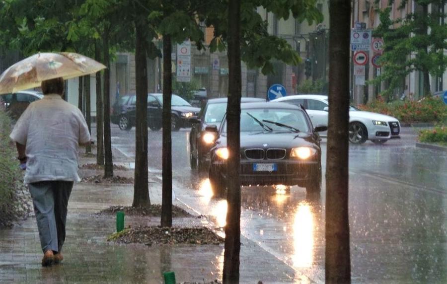 Veneto Allerta Maltempo Con Temporali Forti E Raffiche Di Vento