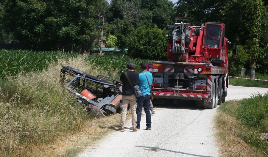 Cesena Muore A 13 Anni Schiacciato Dal Muletto Il Primo Giorno Delle