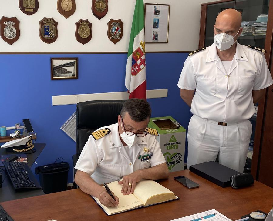 A Porto Recanati Visita Del Comandante Donato De Carolis