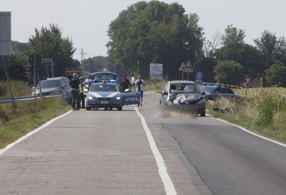 Incidente Montaletto Muore A Anni Era In Moto Foto