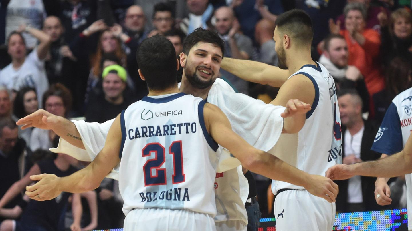 La Fortitudo Soffre Imola Si Arrende Alla Fine Le Foto Del Derby