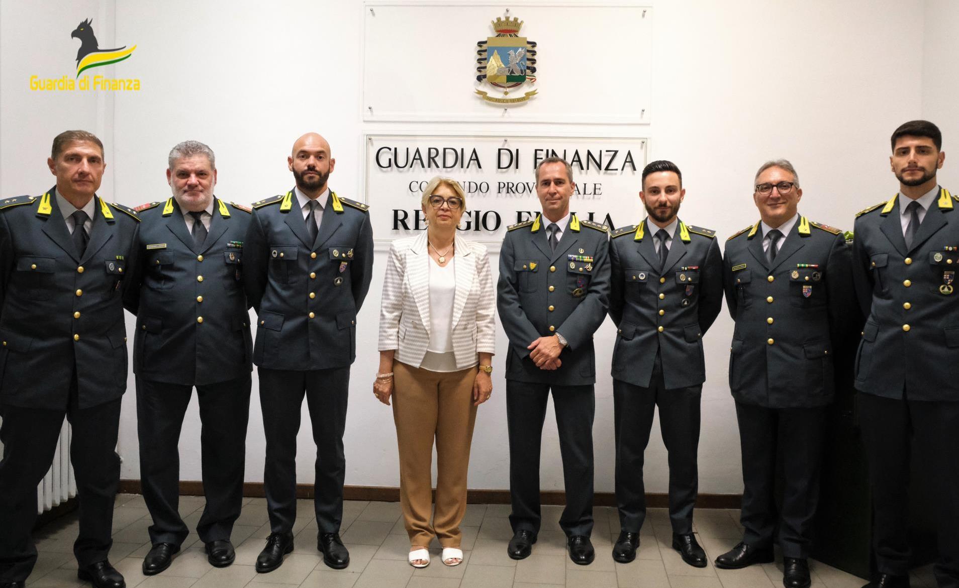 La Visita Del Prefetto Cocciufa Al Comando Delle Fiamme Gialle