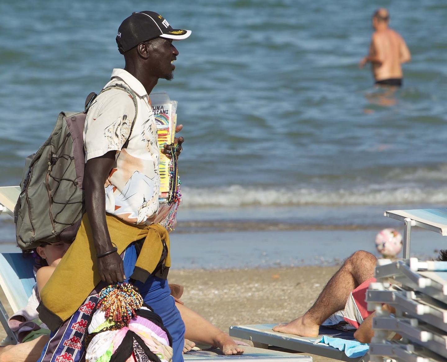 Spiagge Sicure In Arrivo I Fondi Pi Controlli E Pattuglie