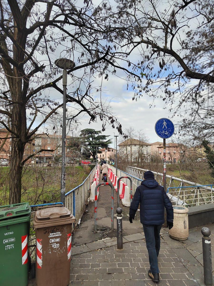 Ponte Pedonale Al Gattaglio Ancora Dimezzato