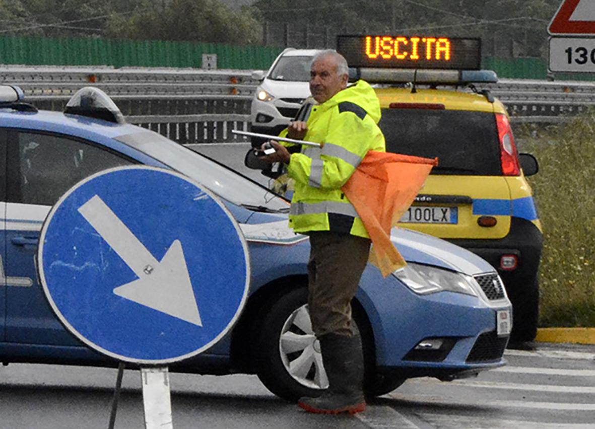 Incidente A Jesi Chiusa Carreggiata Della Statale 76 Traffico In Tilt