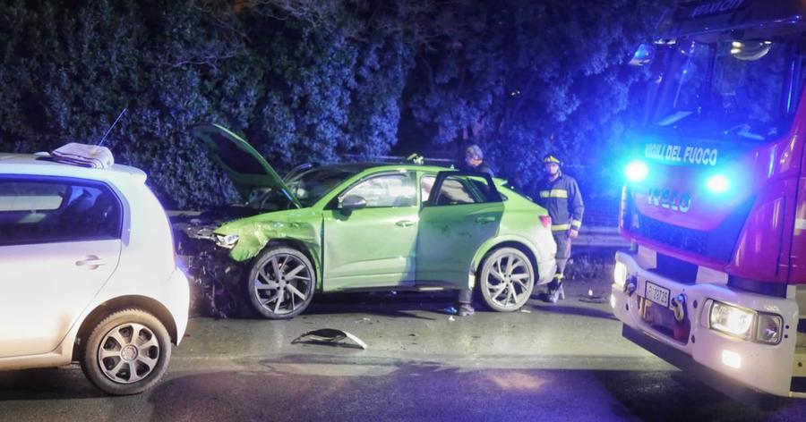 Tamponamento A Catena In Via Trieste Tre Automobilisti Feriti