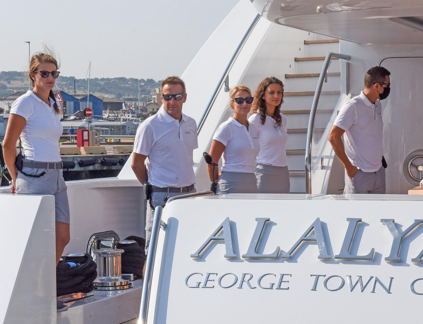 Yacht Di Lusso Rivoluzione Al Porto Di Civitanova Marche