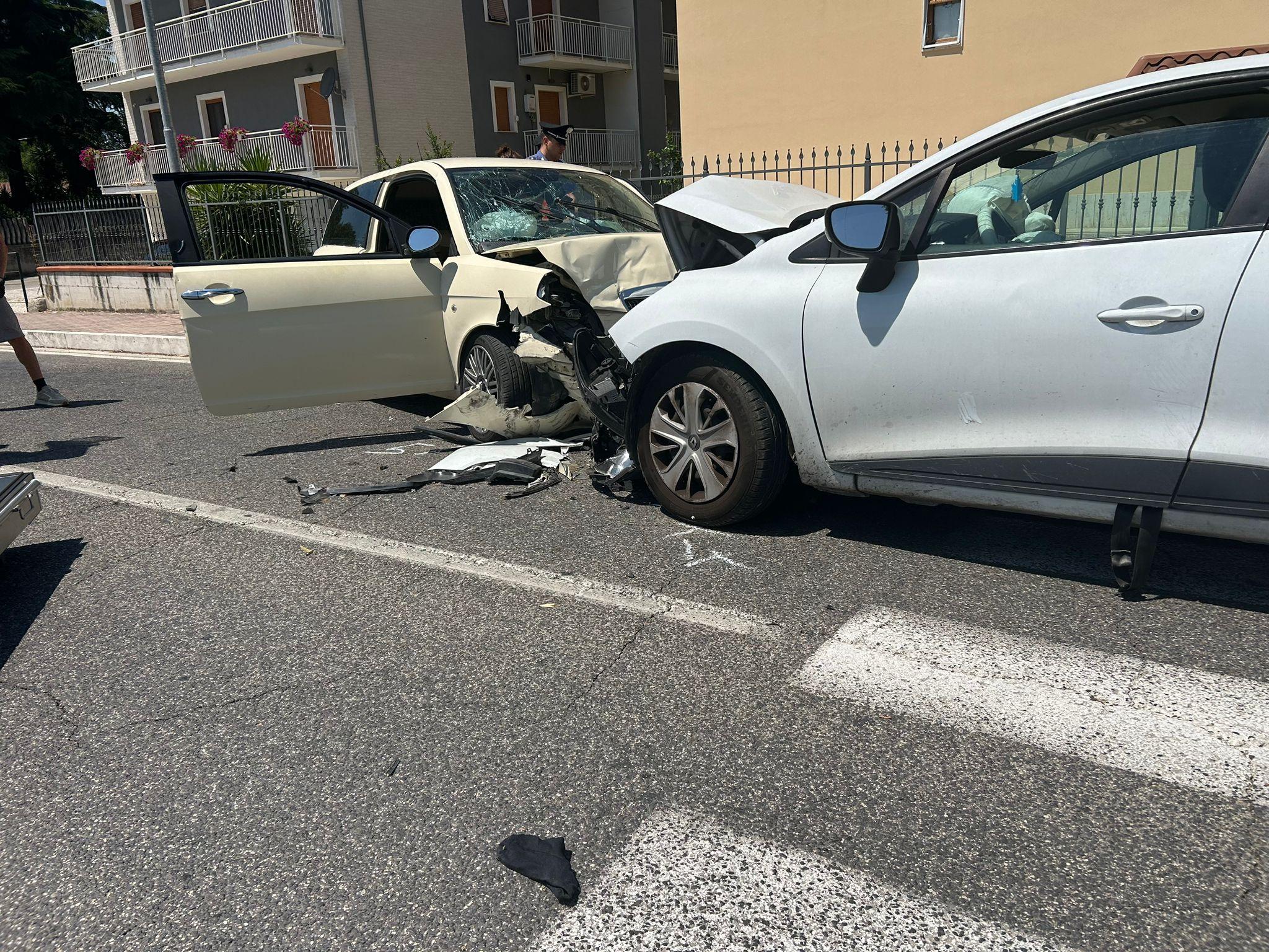 Incidente A Castel Di Lama Ascoli Lui Muore Gravissimi Moglie E