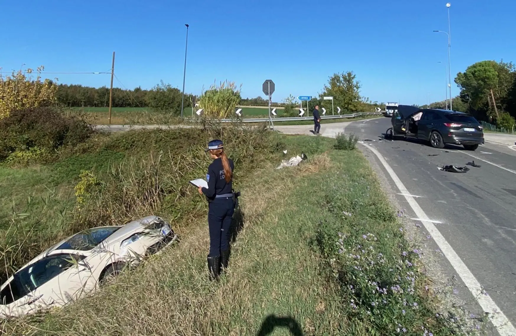 Scontro Tra Due Auto All’incrocio, Donna Trasportata Al ‘Bufalini’