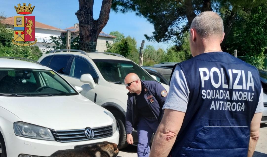 Avevano In Auto 3 Etti Di Cocaina. Tutti Arrestati Sono Albanesi ...