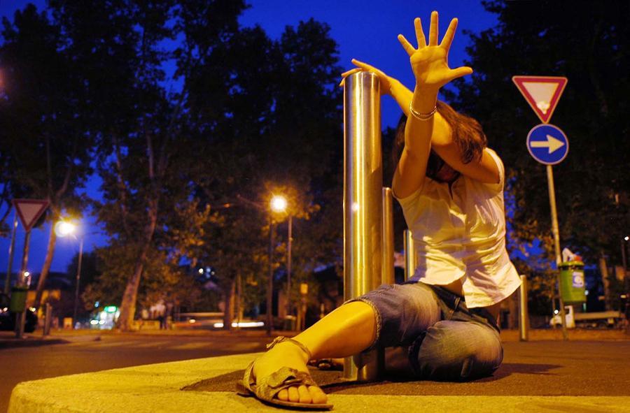 Violenza Sessuale Nel Parco A Rimini La Denuncia Della Enne