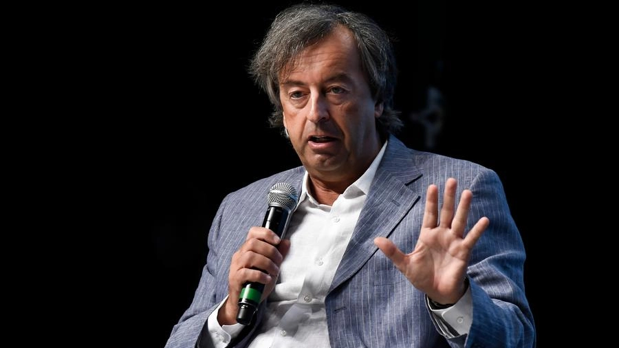 Variante inglese Covid, Roberto Burioni lancia l'allarme (Foto Imagoeconomica)