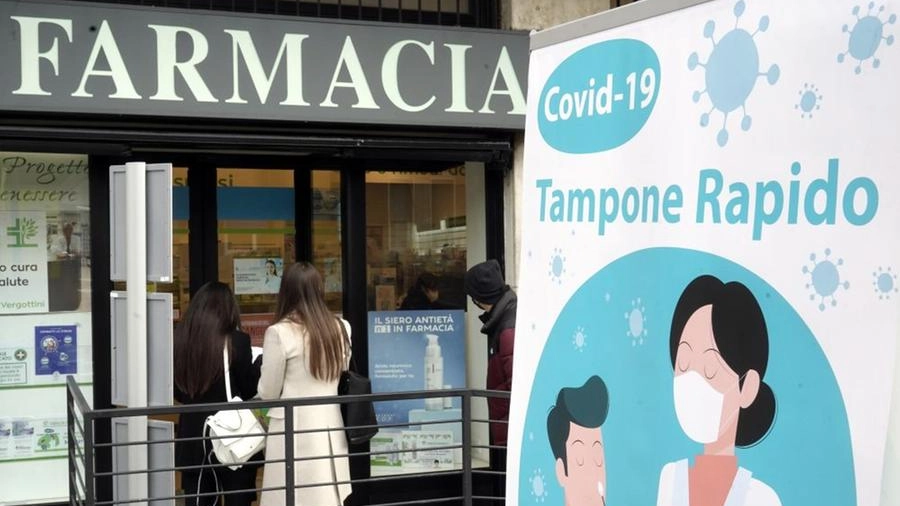 Tamponi rapidi nelle farmacie 