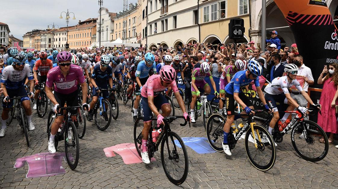Il Giro d’Italia fa tappa a Cesena domenica l’arrivo della cronometro