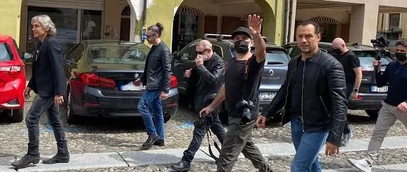 Ligabue e Accorsi a Correggio: il rocker e l'attore in centro per un docufilm