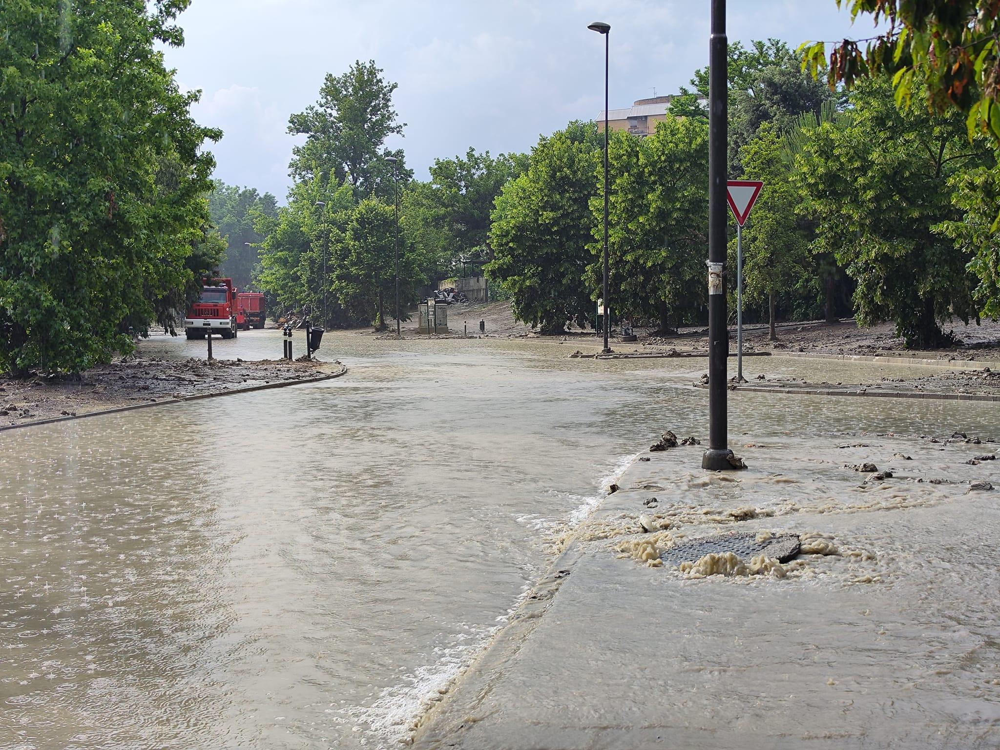 Maltempo Oggi In Emilia Romagna, Forti Temporali E Grandinate: Alcune ...