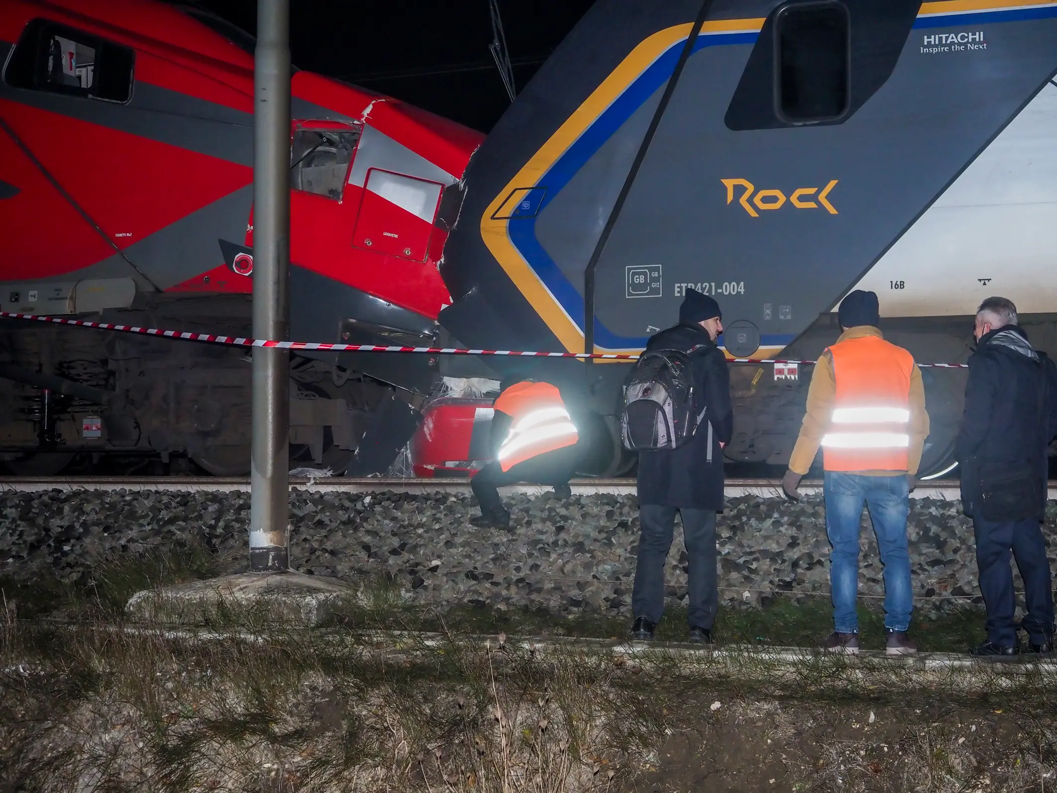 Scontro tra treni a Faenza, indagato un macchinista per disastro ferroviario colposo